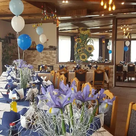 семеен бонжур