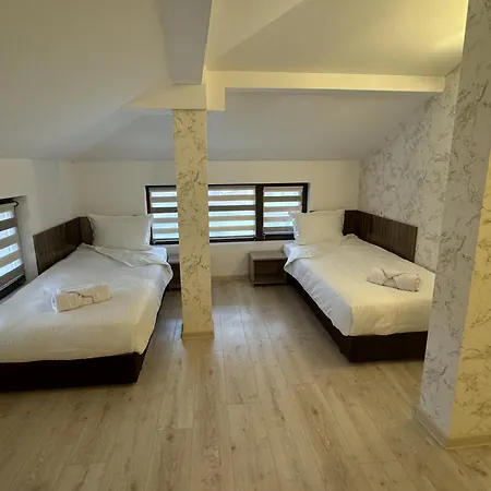 семеен бонжур Hotel 3*